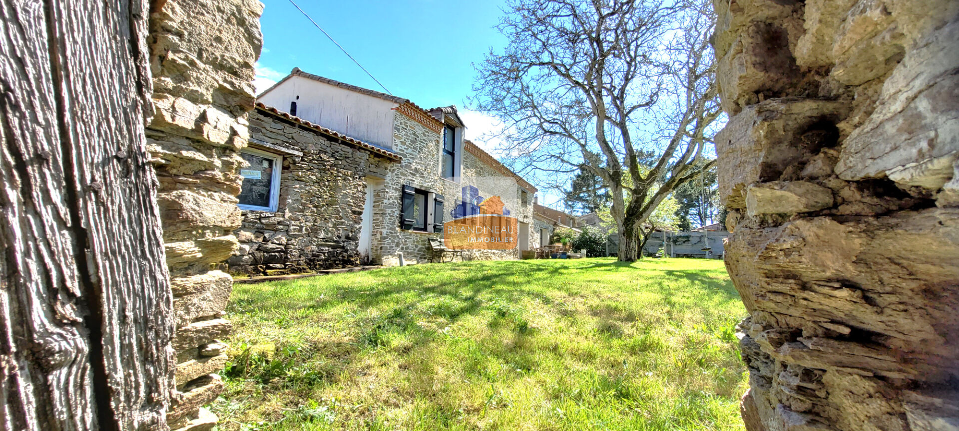 MAISON à ROUANS