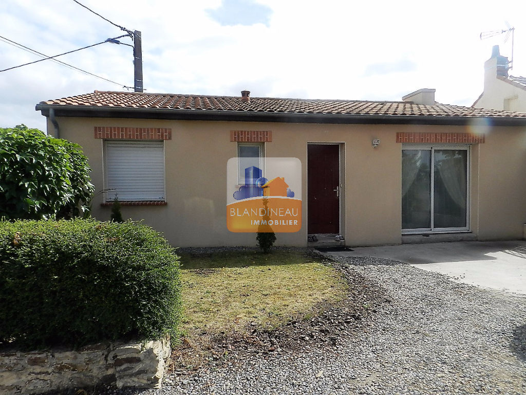 MAISON à BOUGUENAIS